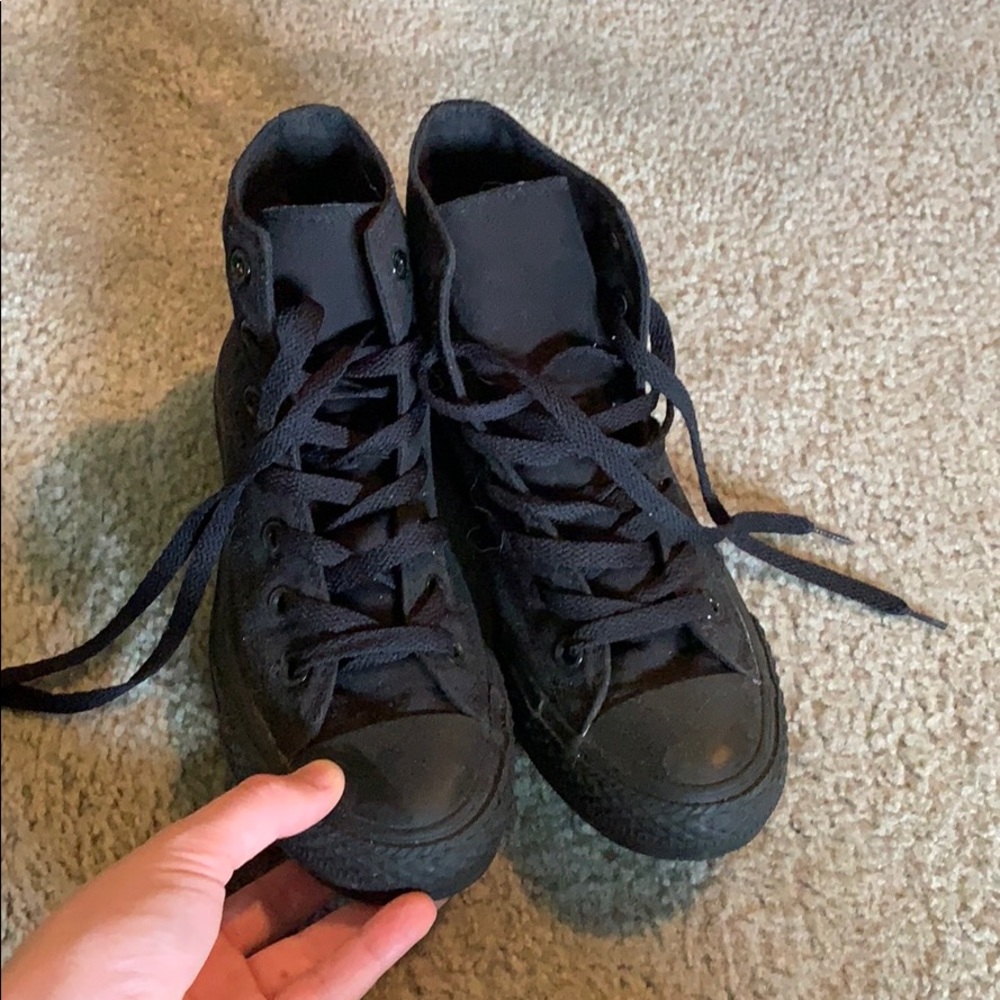 Black high top converse